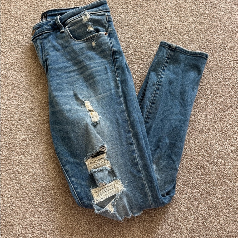 Abercrombie low rise distressed skinny jeans